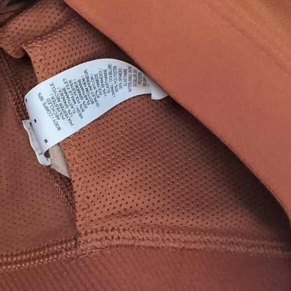 Nike Orange Sports Bra with High Neckline and Cutout Design - Picture 6 of 7